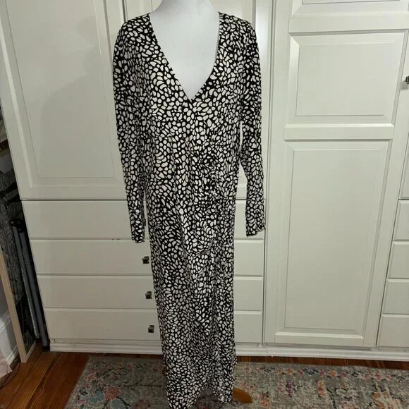 H&M Maxi Dress - Picture 2 of 5